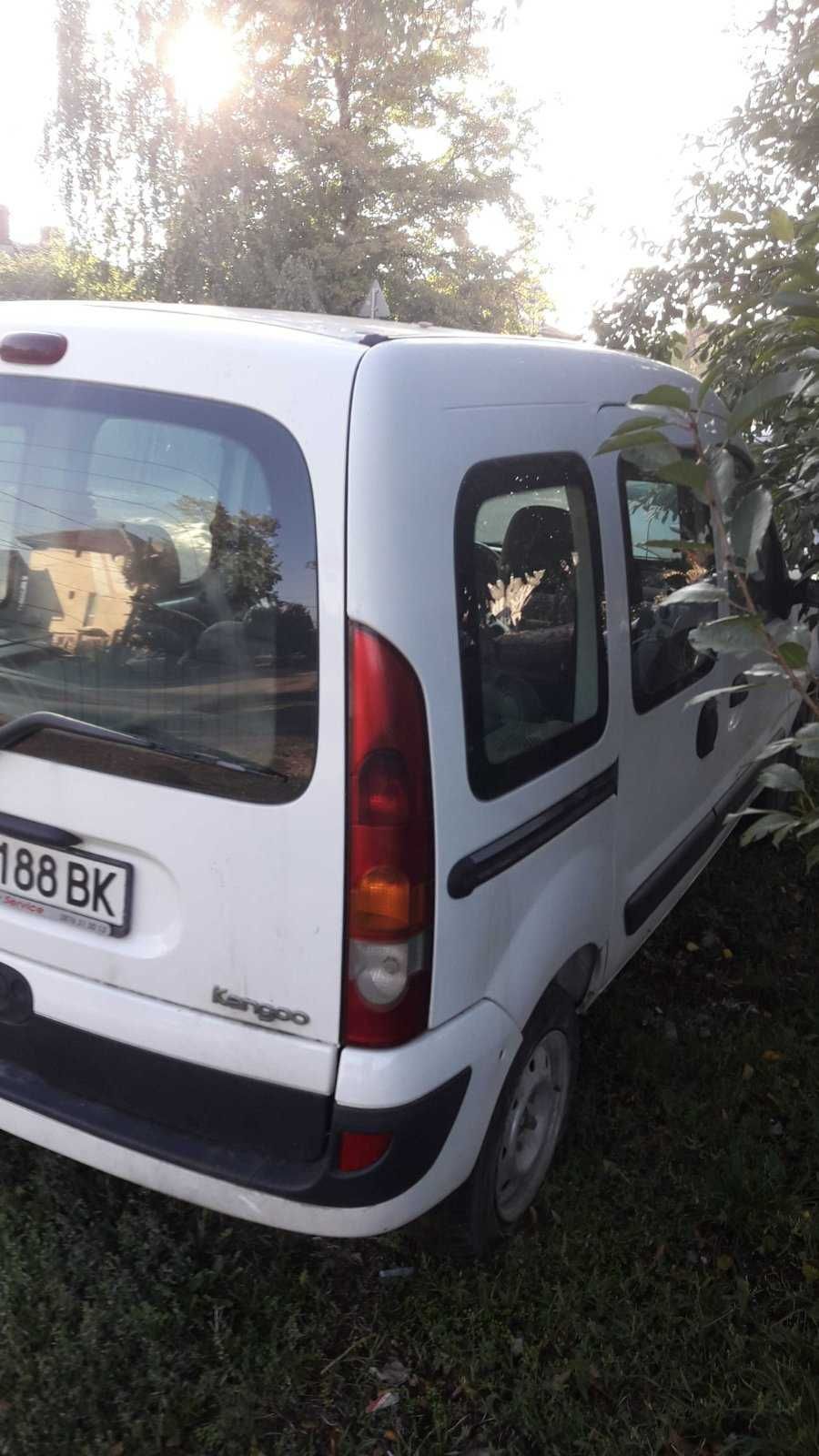 Renaul Kangoo 1.5 DCi, 2009 , на части