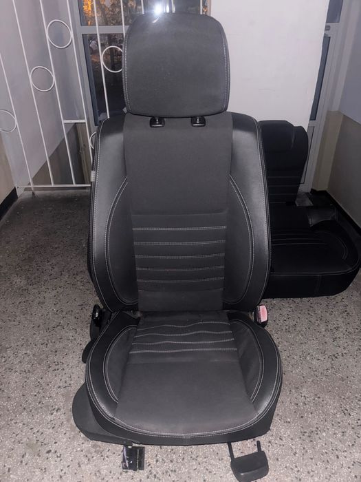 Седалки Рено лагуна 3 2011г.