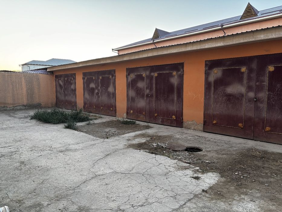 Uy sotiladi garaji bilan 3 xonali, Urganch tumani