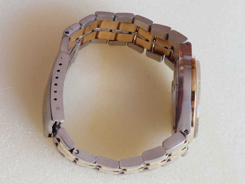 Омега,Omega Constellation,злато-стомана-електромеханичен часовник 70г.