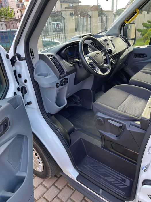 Ford Transit 2.2 Diesel 163 Cp 2016 cu 9 Locuri