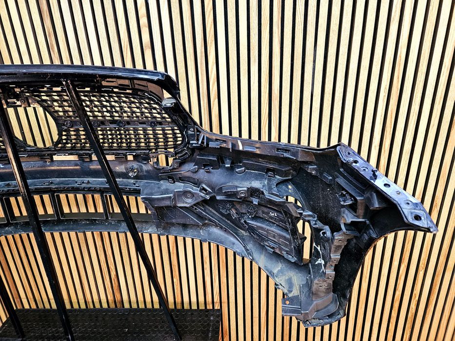 Mercedes E class 2018/2022 w213 facelift AMG Bara fata grila spoiler B