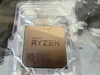 Procesor AMD Ryzen 7 2700X 3.7GHz Socket AM4 & Kit Memorie RGB 16GB