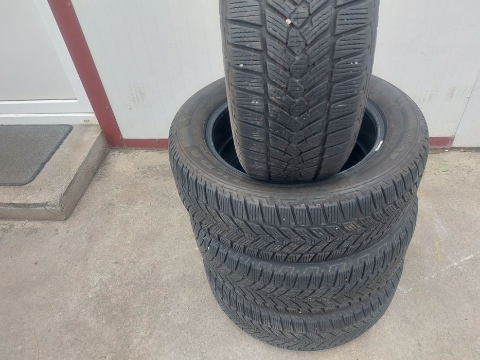 135 lei bucata! Set anvelope M+S/IARNA 215 60 17 Fulda