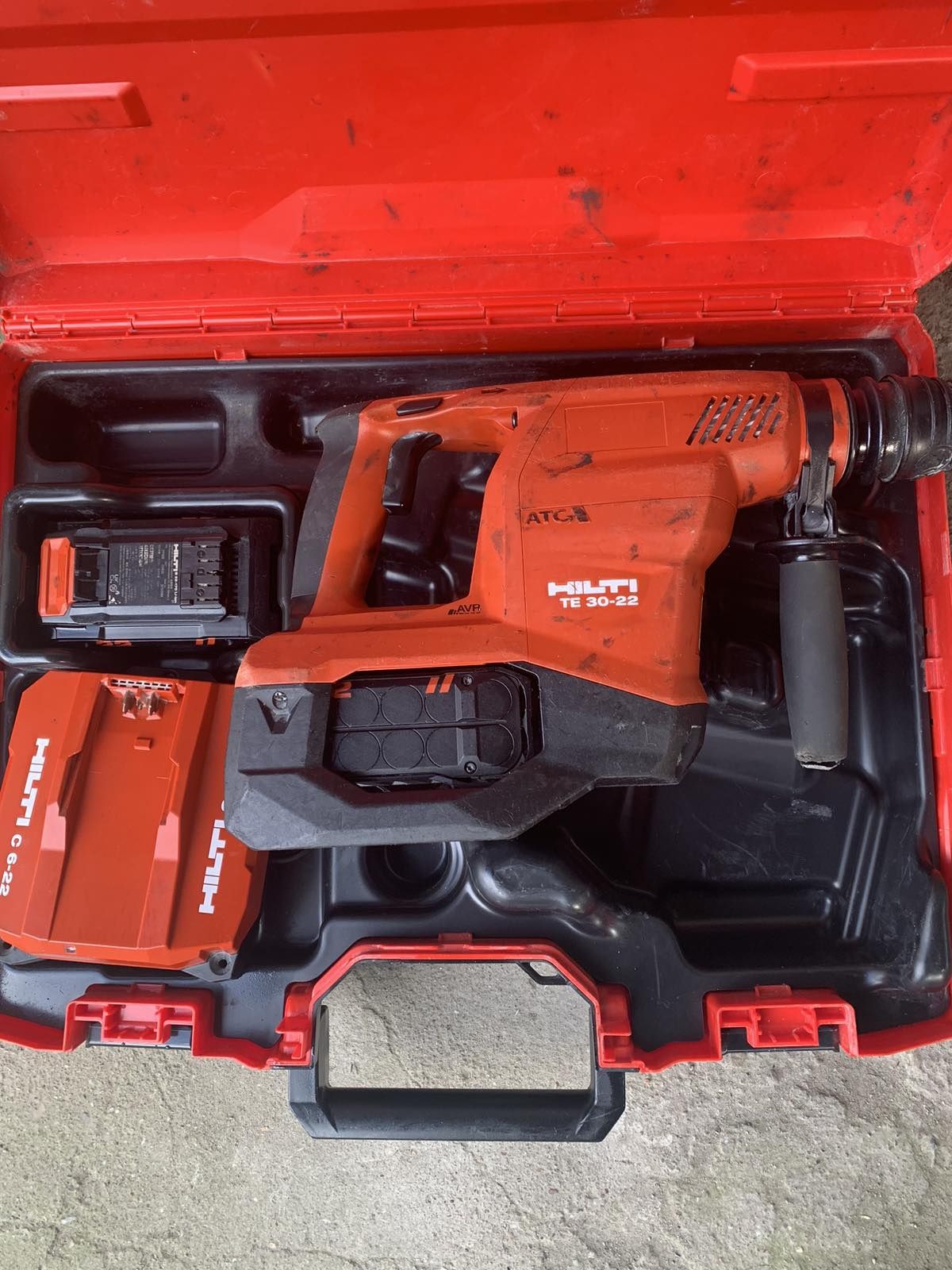 HiLTi TE 30-22 NURON - Акумулаторен перфоратор 2023г.2х8.0Ah