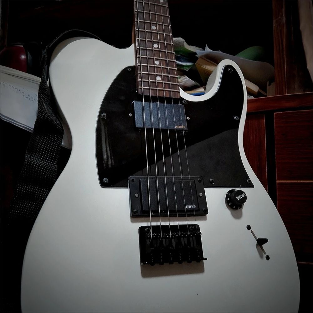 Электро гитара kuruisi (telecaster)