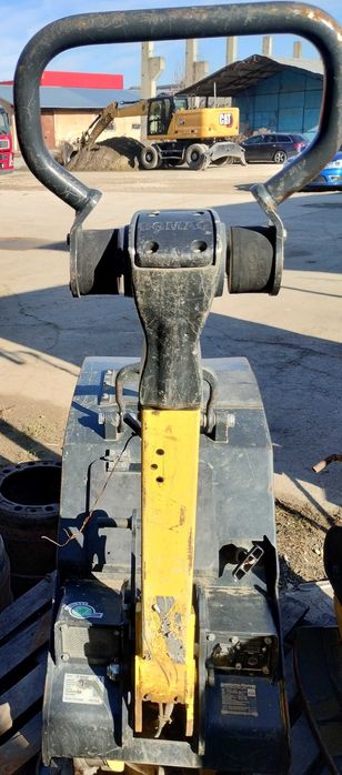 Placa compactoare reversibila BOMAG BPR 50/55D