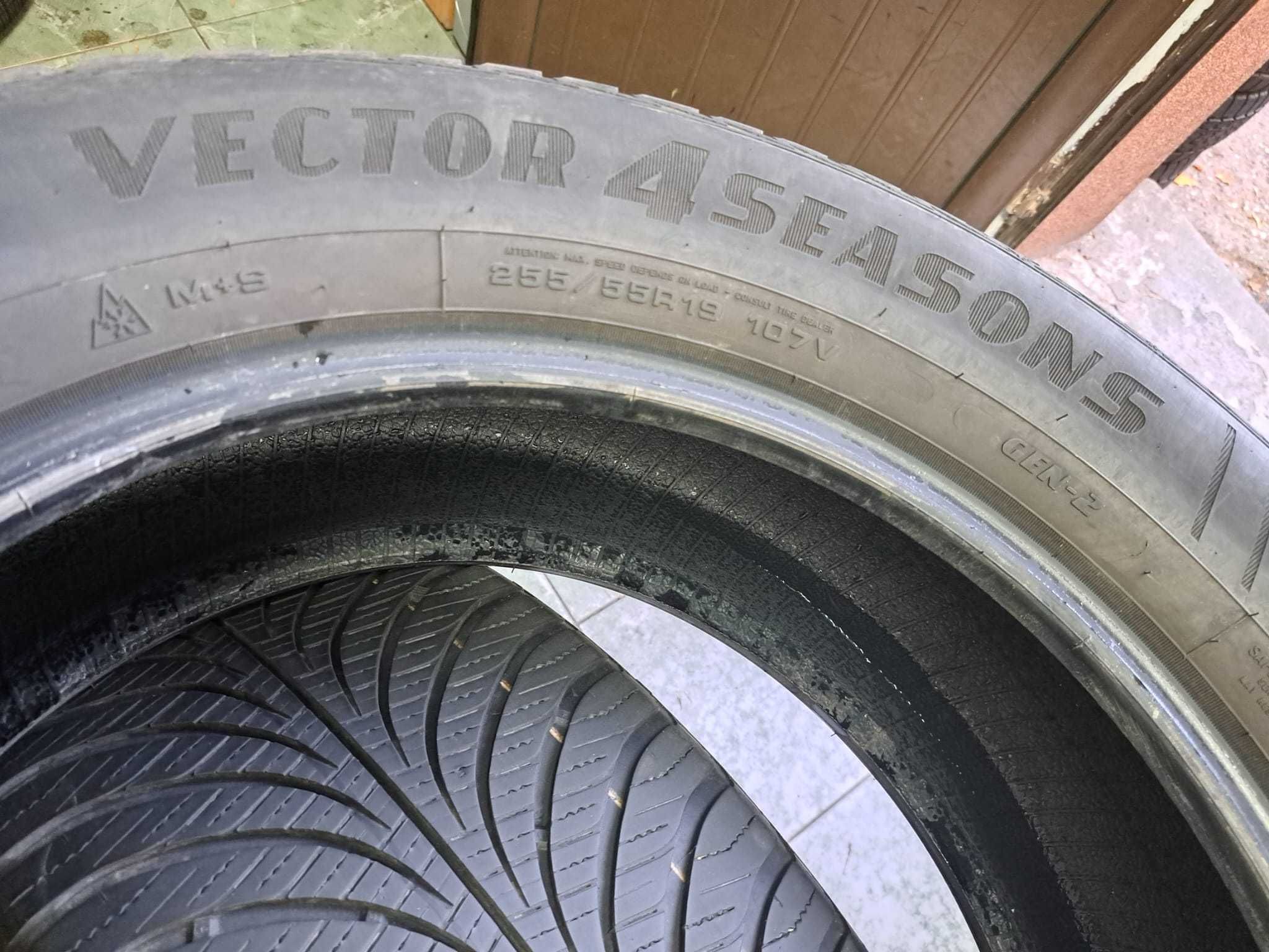 2 anvelope 255/55 R19 Goodyear 4 sezoane