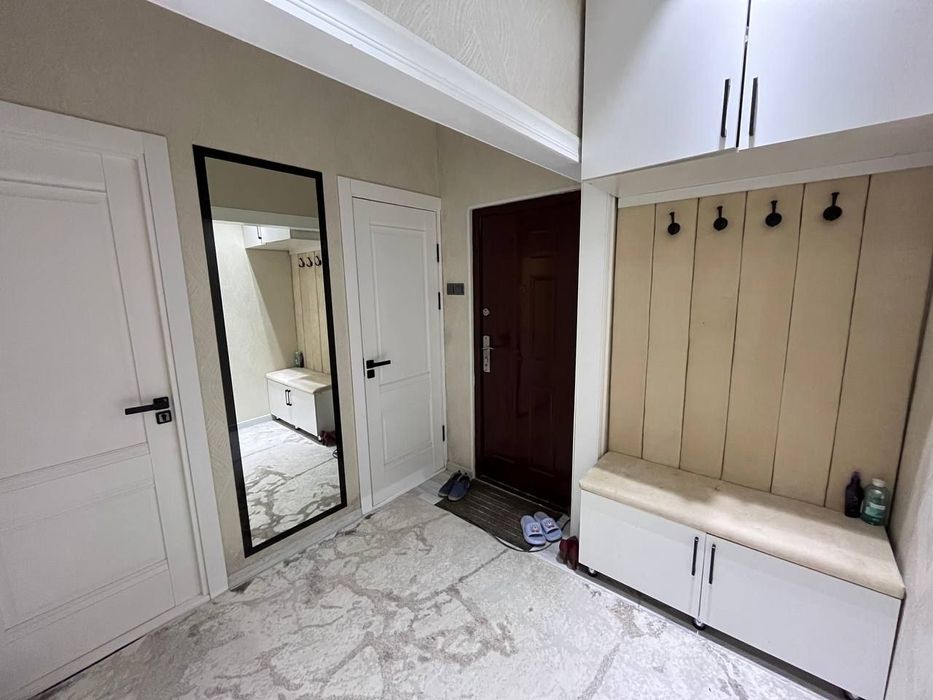 Продается 3 комнатная квартира Чиланзар 11 квартал