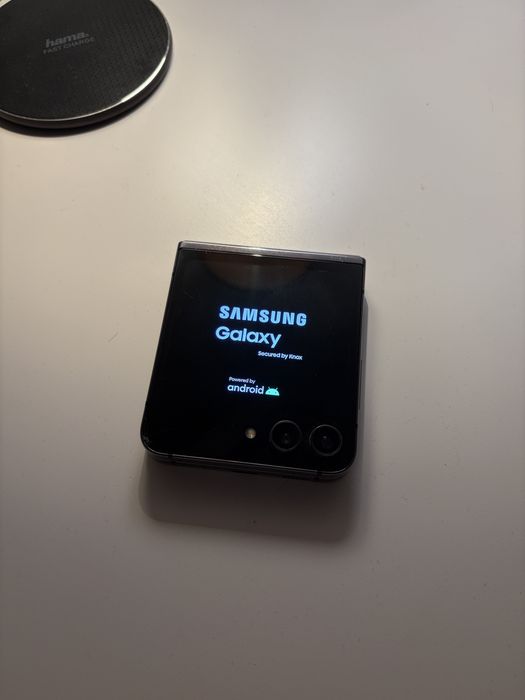 Samsung Galaxy Flip 5 256GB Fullbox Liber de retea