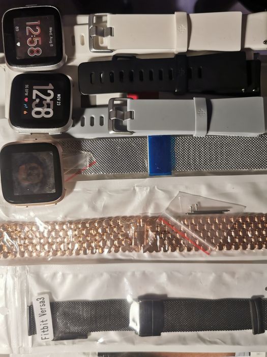 Curea ceas din aliaj metalic, silicon fitbit versa 2, 3, 4 si sense