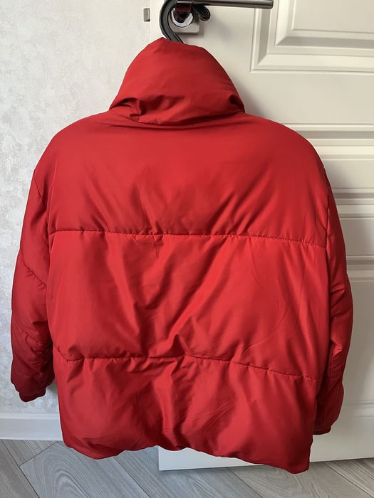 Продам верхнюю одежду