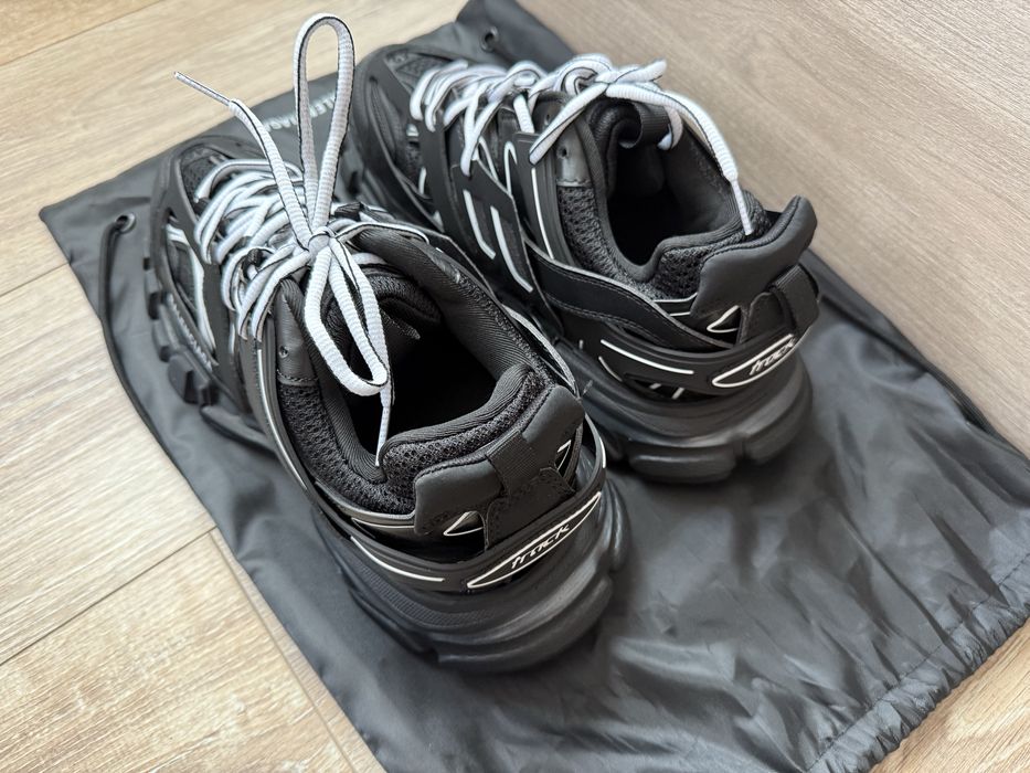 Balenciaga Track Black White