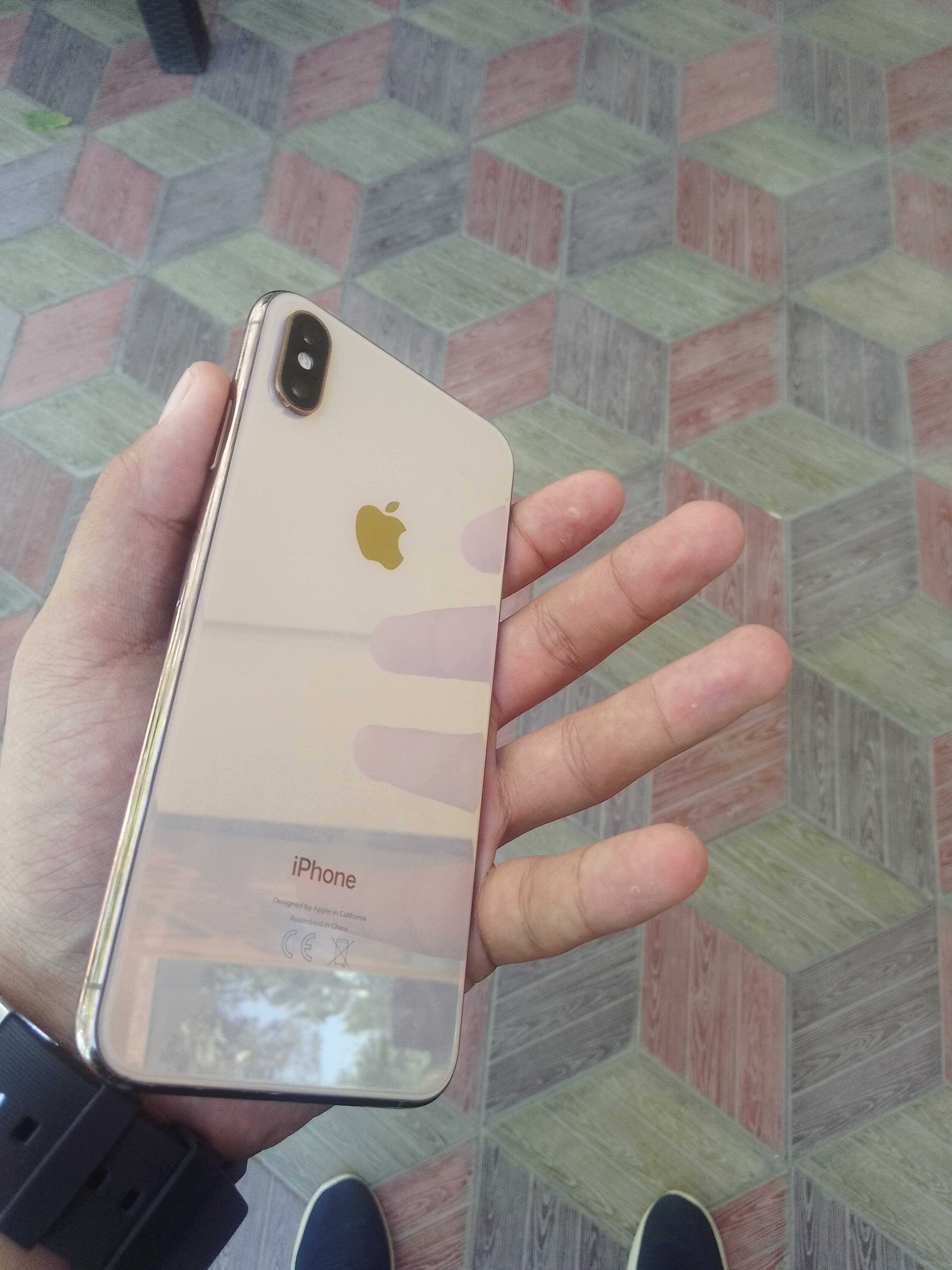 Iphone xs max 256