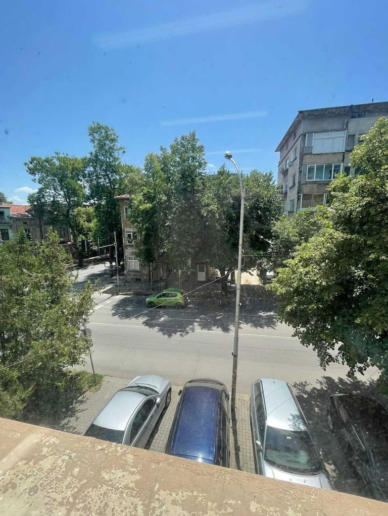 Продава се Тристаен апартамент в Стара Загора, Център - 75 кв.м за 1080 €/кв.м - Снимка #7