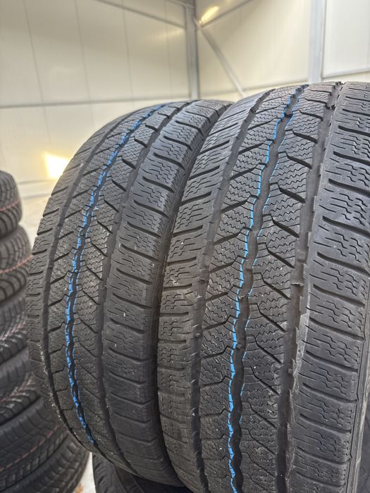 Anvelope de iarna 215/60 R17C
