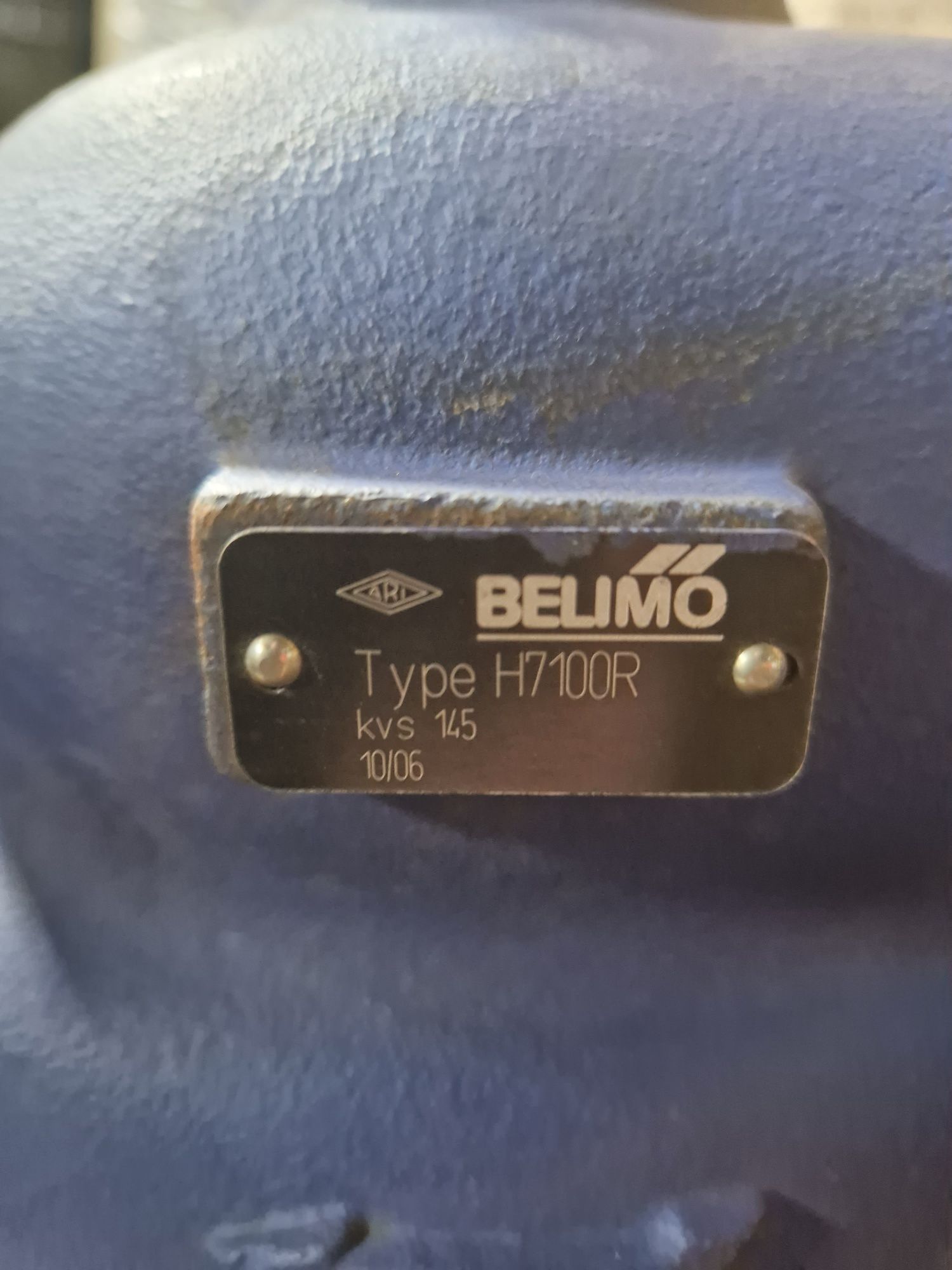 Клапан трёхходовый седельный DN100  Belimo