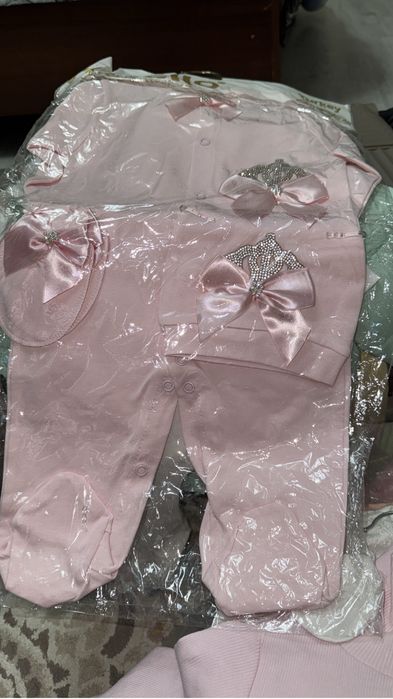 Продам новые детские вещи
