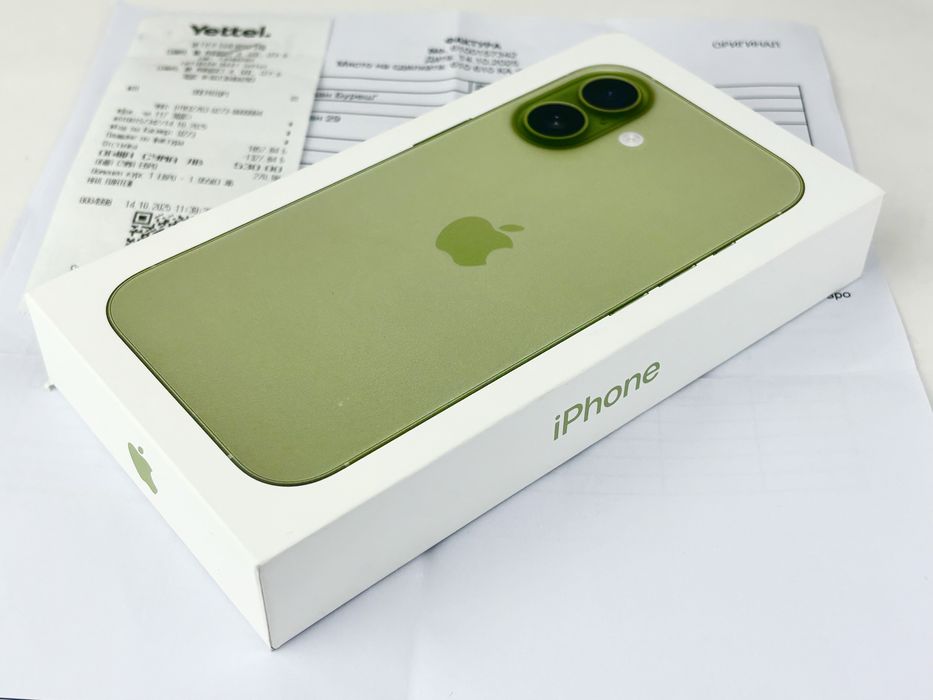 НОВ! Apple iPhone 17 256GB Sage 3г. Гаранция!