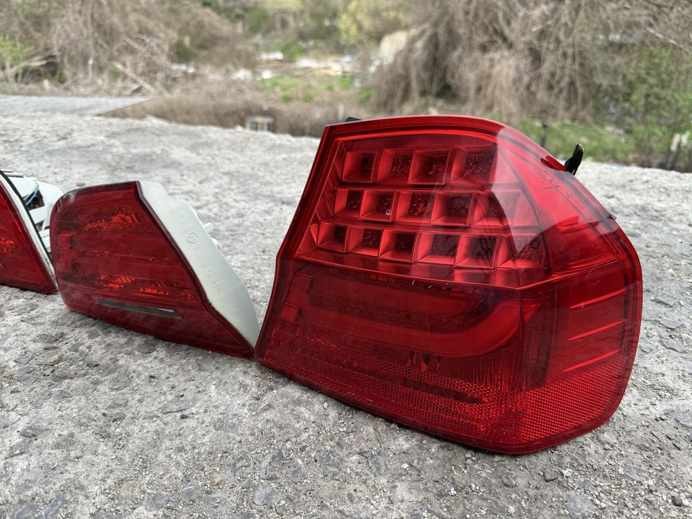 Фейслифт стопове за БМВ BMW E90 facelift с букси