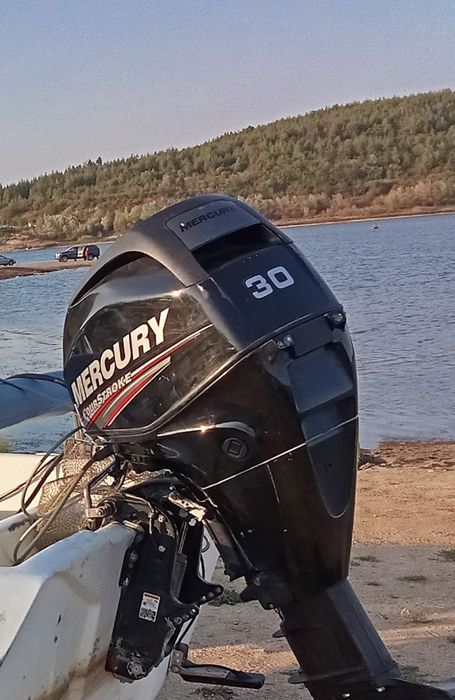 Извънбордов двигател за лодка Merkury 30 Дълъг бутуш