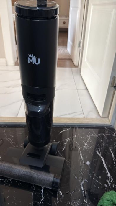 Вертикальный пылесос MU