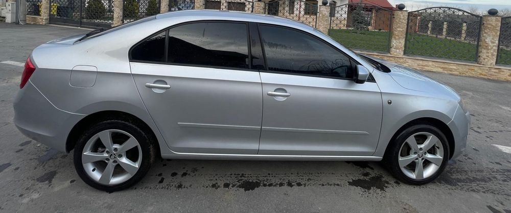 Skoda Rapid 1.6 TDI • 2014 • Euro 5 • Cauciucuri noi • Nr.roșii 3 luni