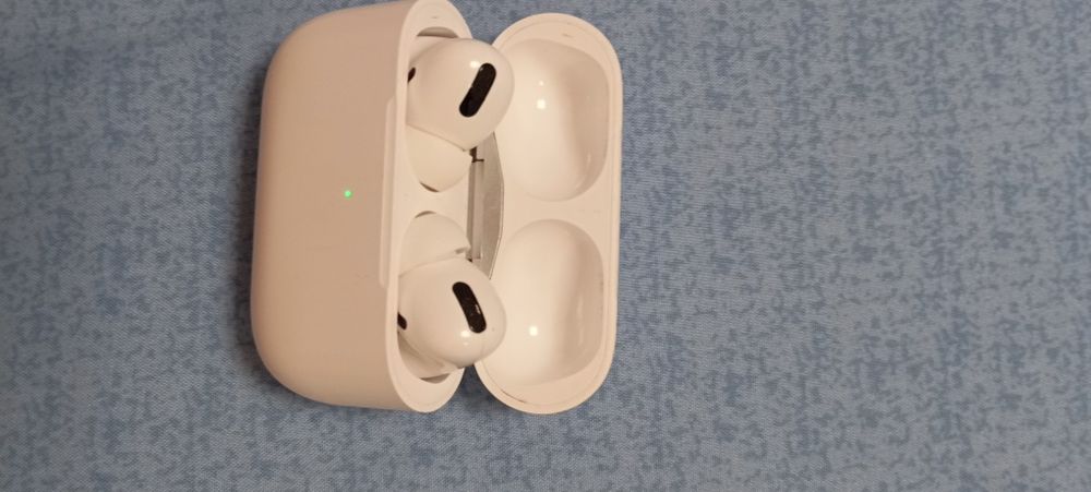 Casti wireless in stare impecabila