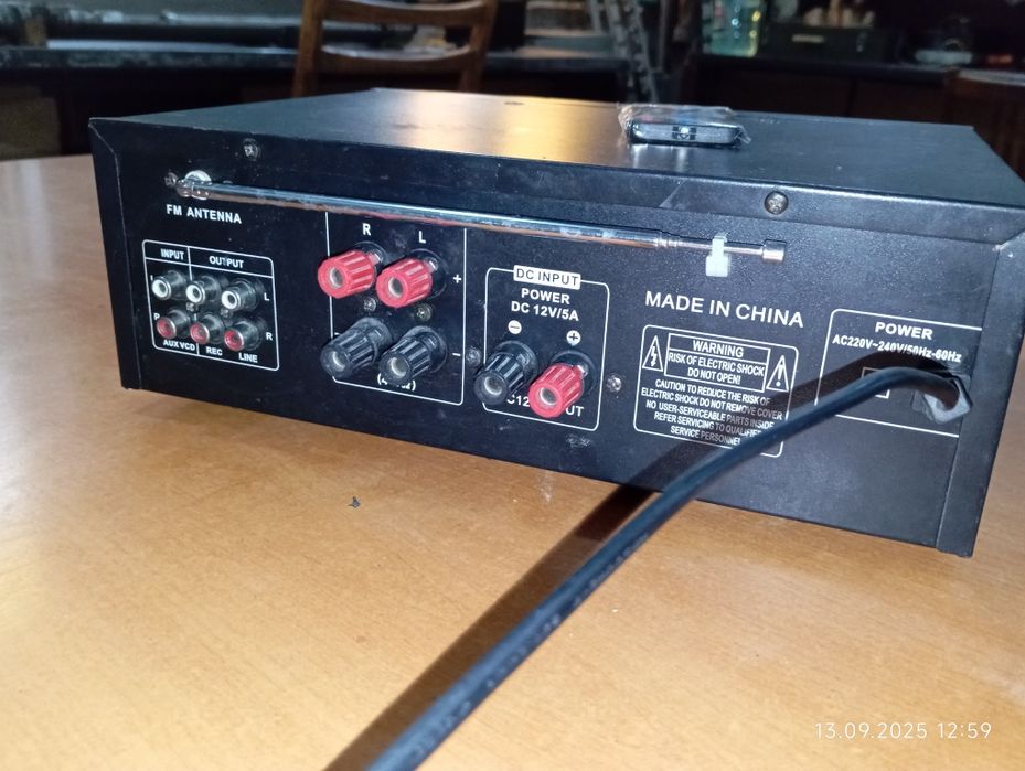 HI-FI MUSIC ovt AV-327fm