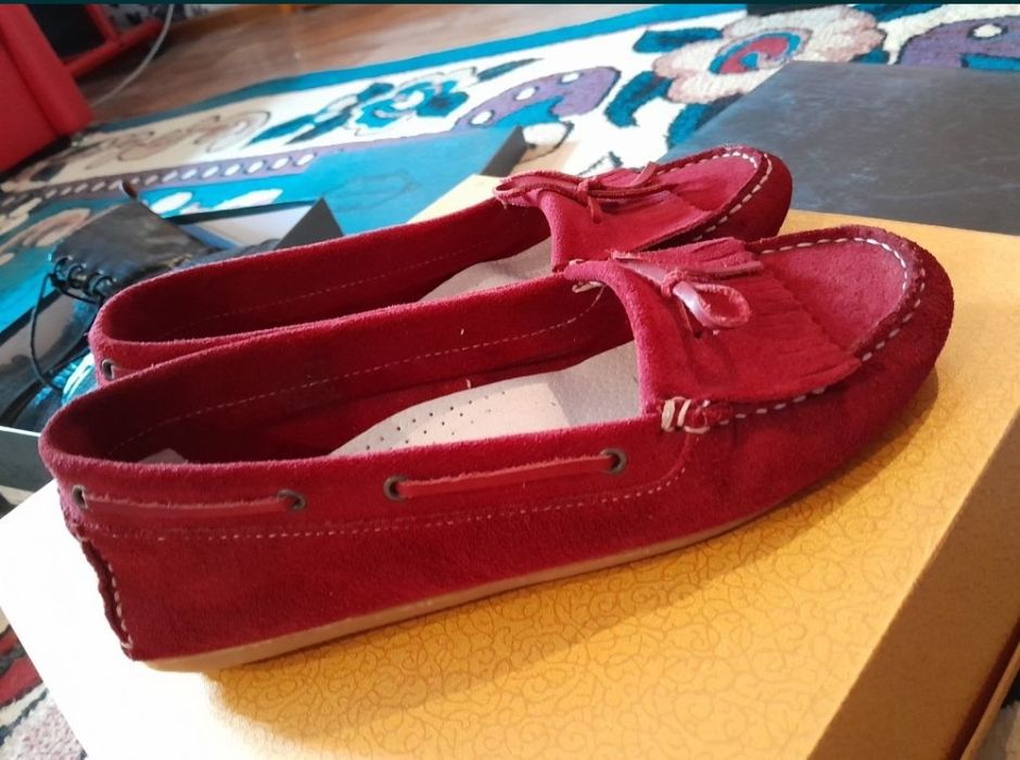 Продам обувь женскую 39-40 р