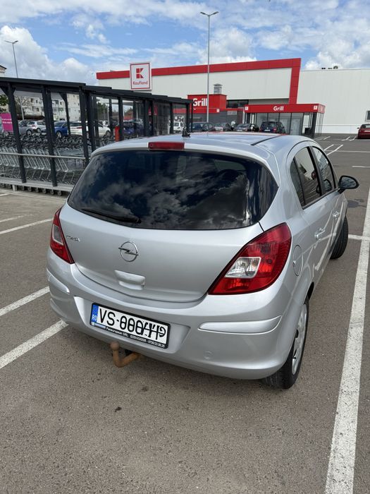 Vând Opel Corsa D