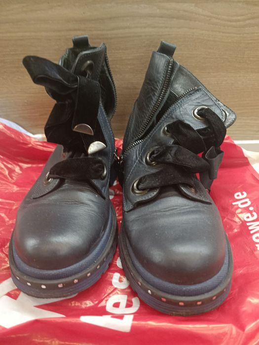 Daniele girarbo,liu Jo,български,италиански