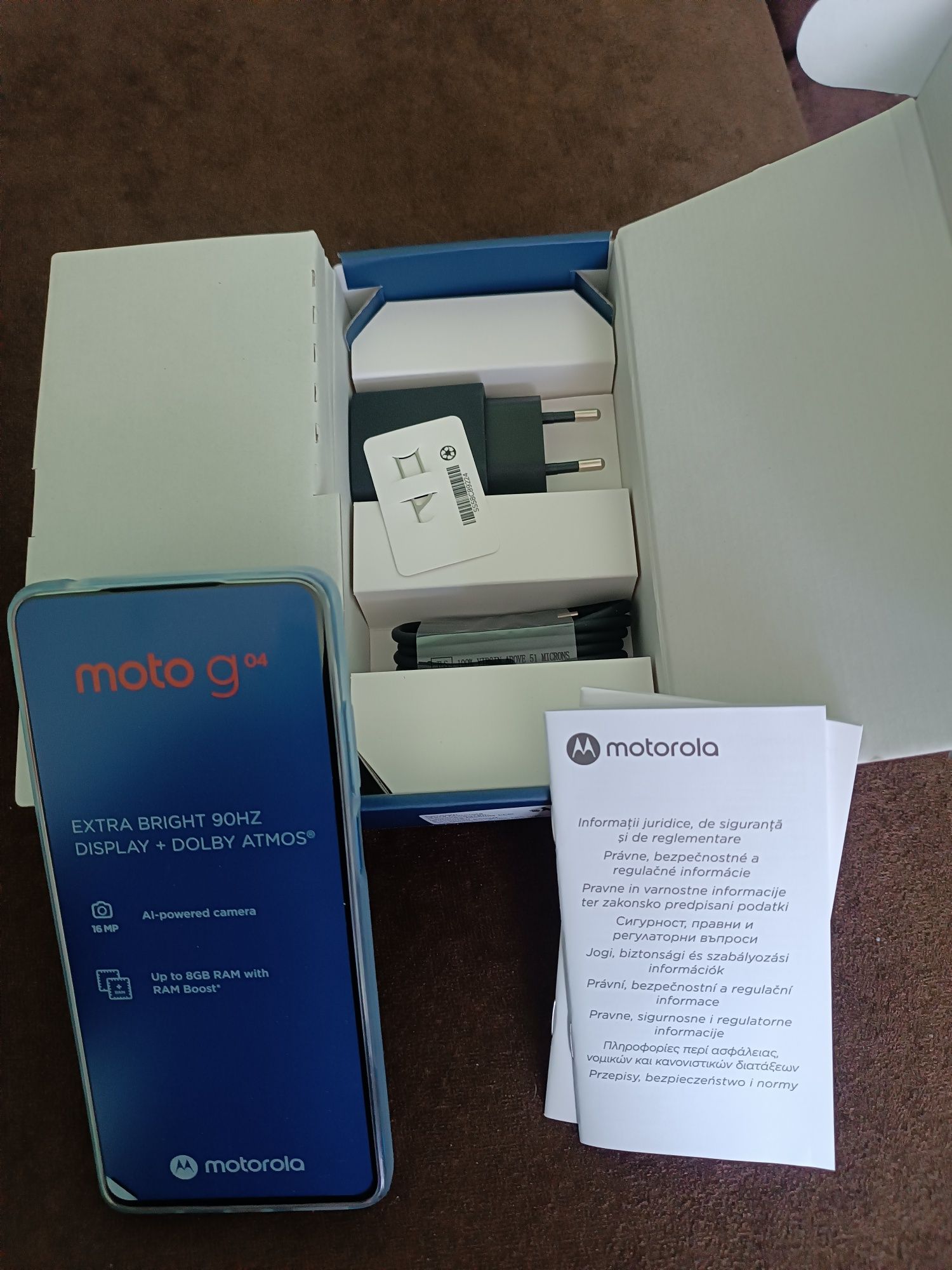 Само днес на цена 180лв. Продава се нов телефон МОТО g 04