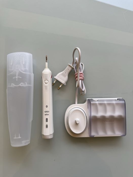 Periuta electrica Oral B Smart 5000