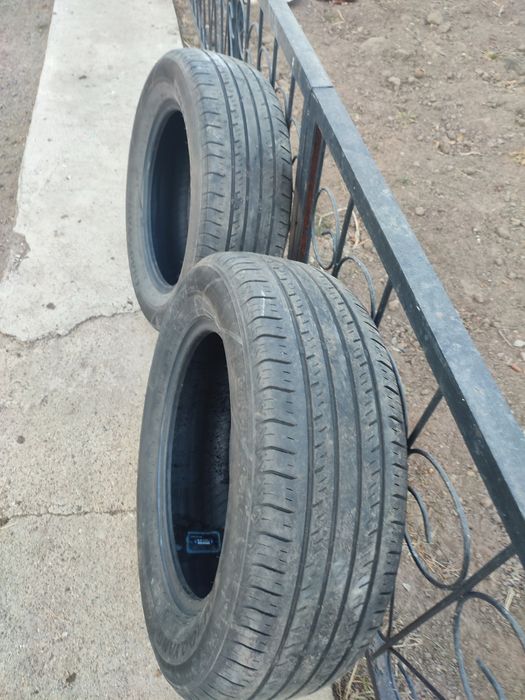 Автошины 2 баллона состоянии как на фото.