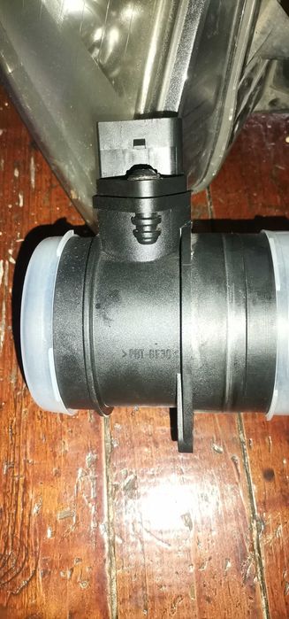 Дебитометър от пасат б6 2тди bkp