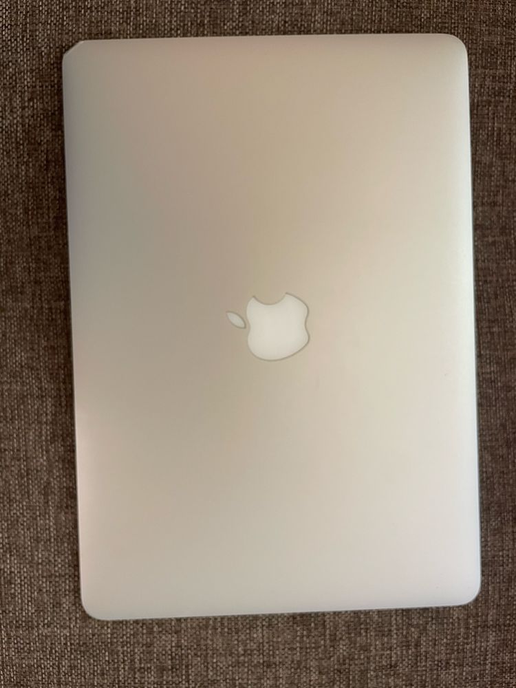 Macbook Air  MACBOOK AIR