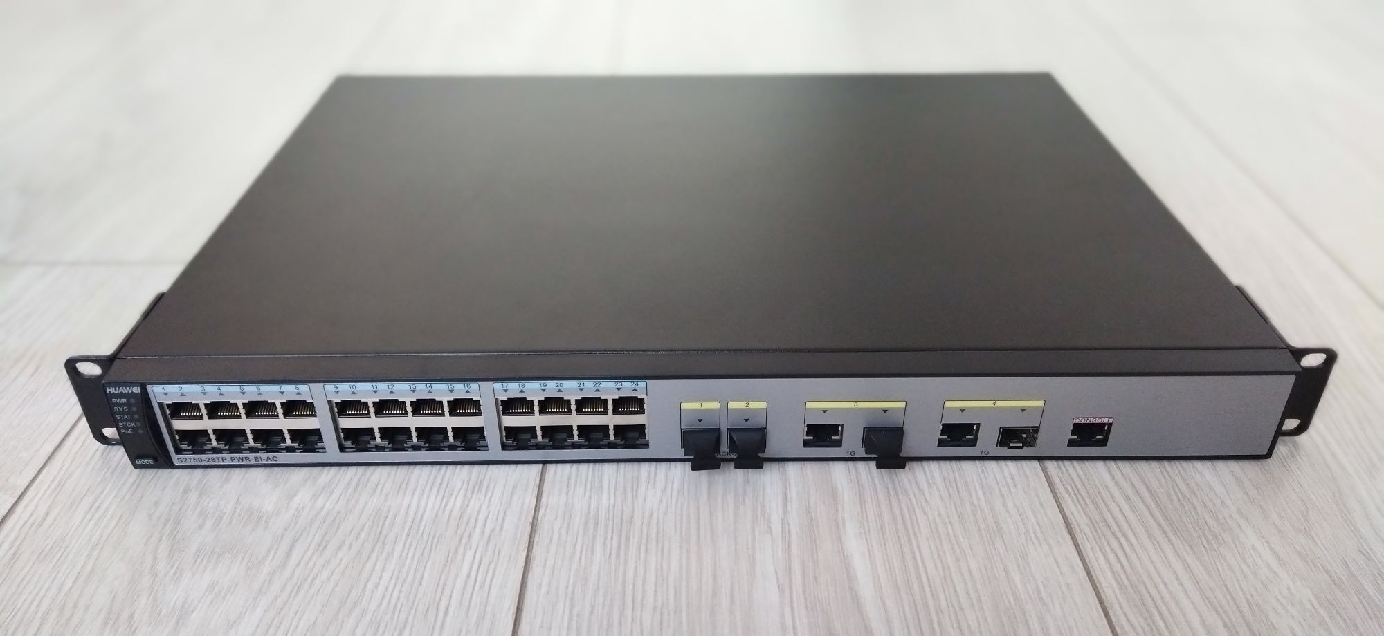 Сетевой управляемый коммутатор Huawei S2750-28TP-PWR-EI-AC Ethernet