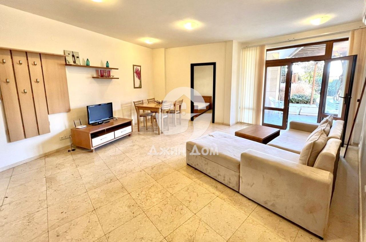 Продава се Тристаен апартамент в Свети Влас - 100 кв.м за 1500 €/кв.м - Снимка #4