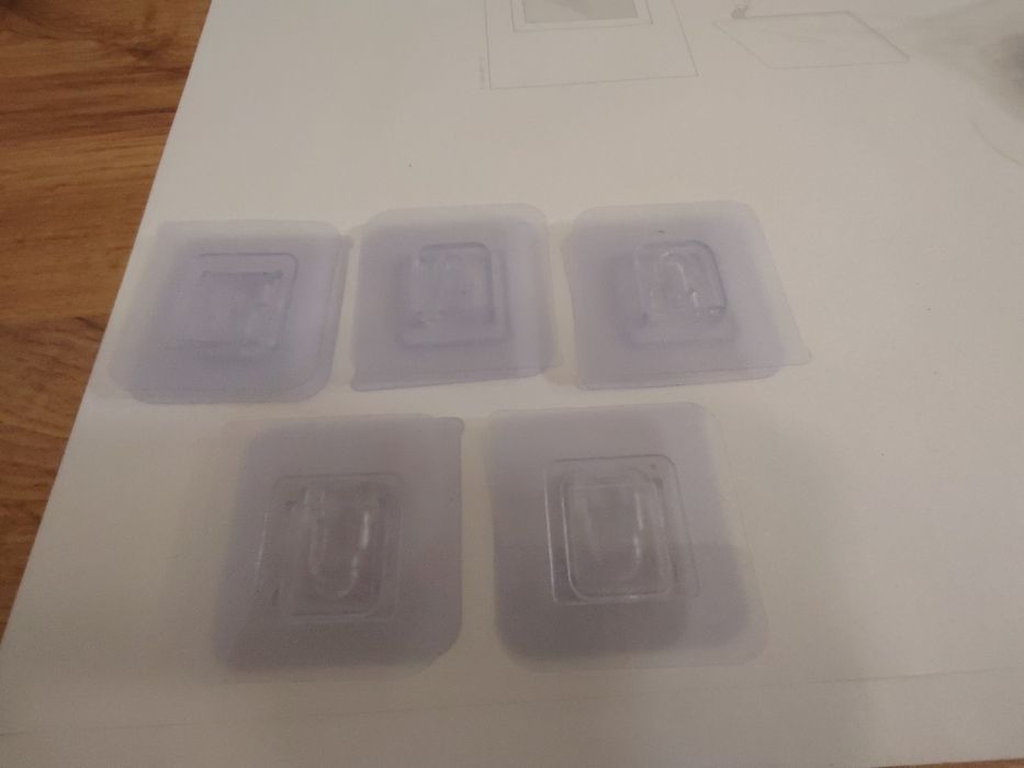Set 5 suporturi autocolante de perete, fixare fără găurire