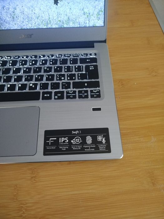 Laptop Acer aspire i3