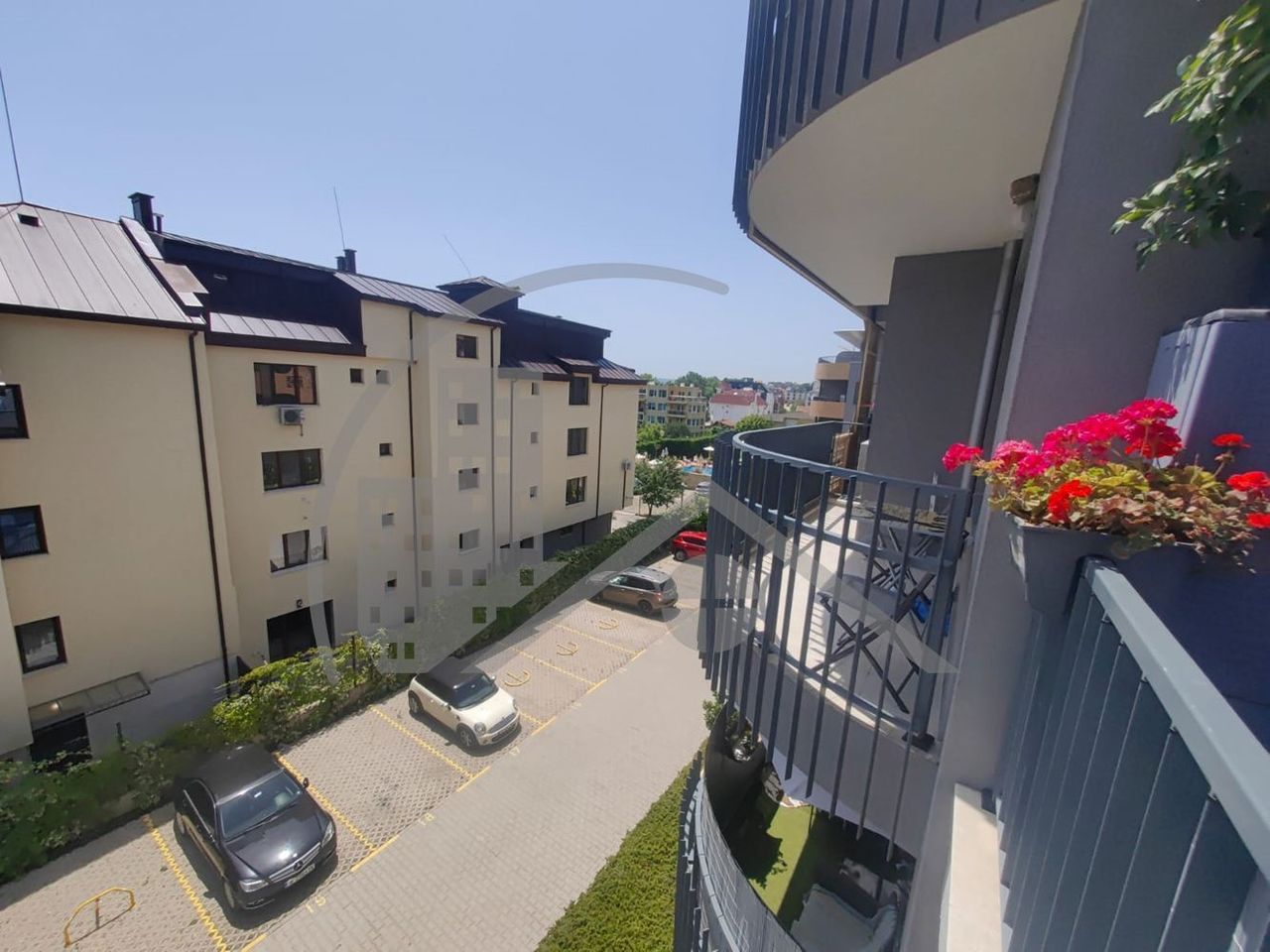 Продава се Тристаен апартамент в Варна, Бриз - 100 кв.м за 2550 €/кв.м - Снимка #9
