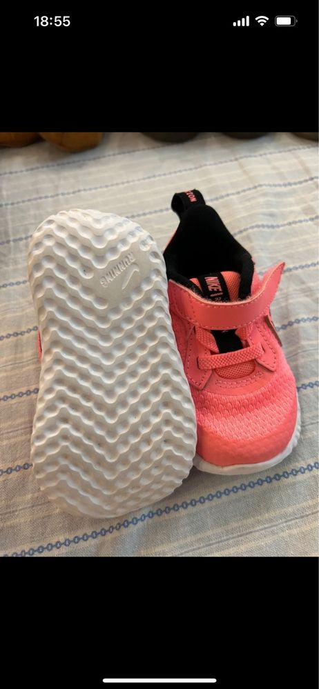 Adidasi Nike, marimea 19,5 cm