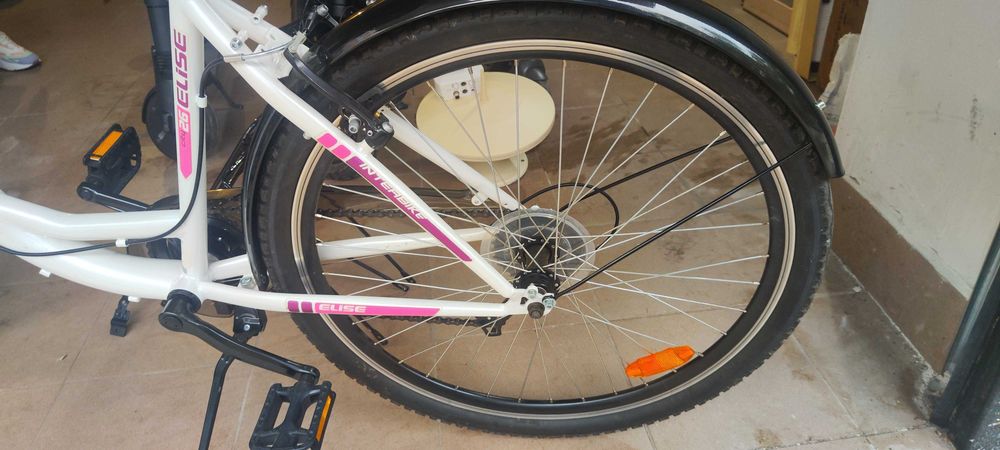 Дамски велосипед / женско колело - МНОГО ЗАПАЗЕНО