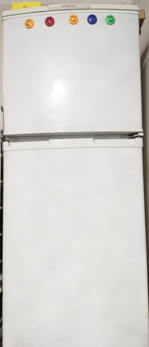 2 табақали Бирюса  холодильник сотилади.