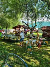 Zona agrement grătare-camping