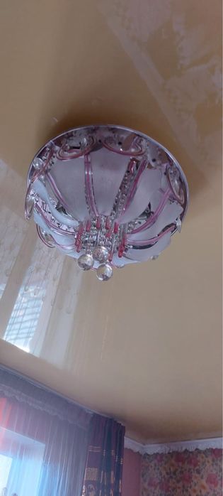 Продам люстру 20.000тг
