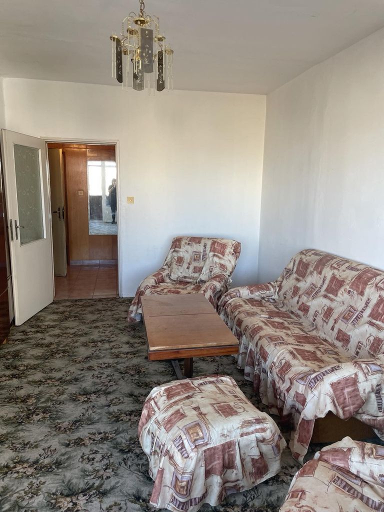 Продава се Тристаен апартамент в Плевен, Сторгозия - 75 кв.м за 1067 €/кв.м - Снимка #8