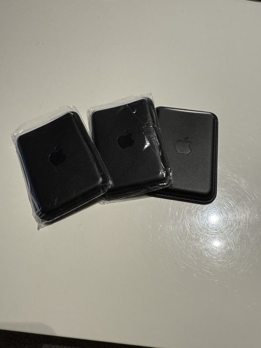 Кожен портфейл Apple за iPhone с MagSafe