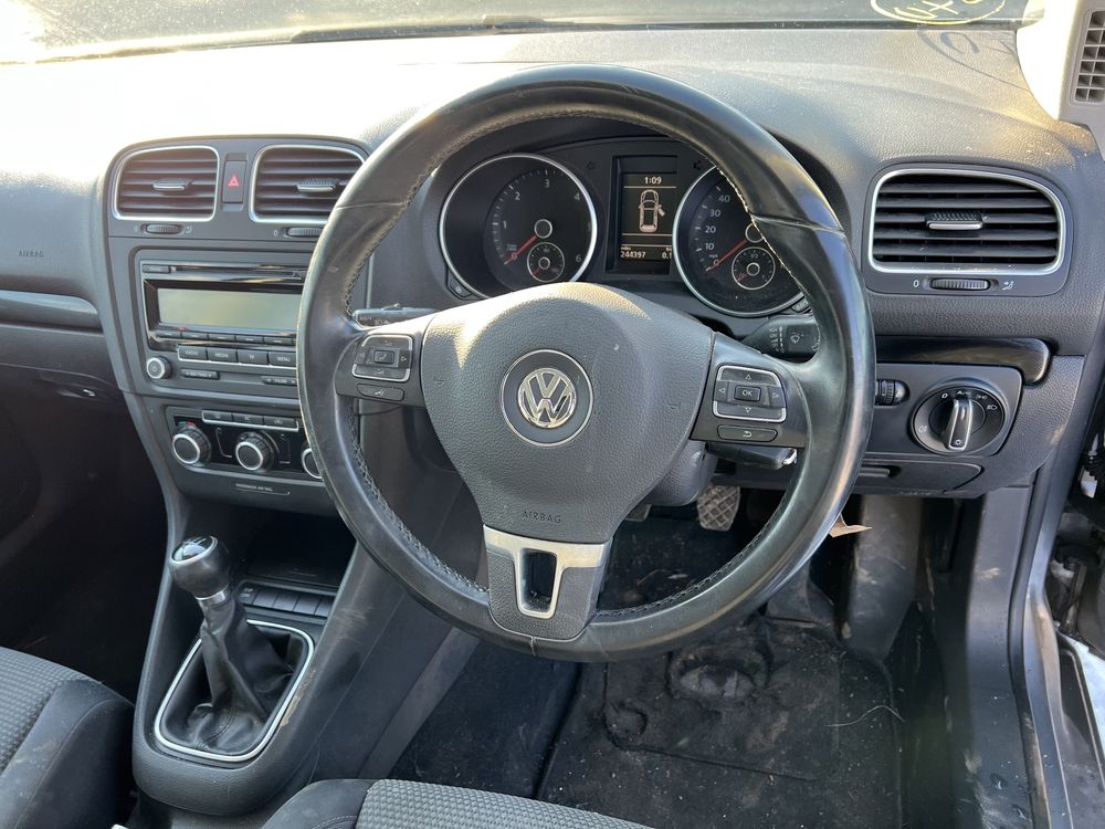 VW Golf 6 1,6TDI 105к.с 2010г. НАЧАСТИ